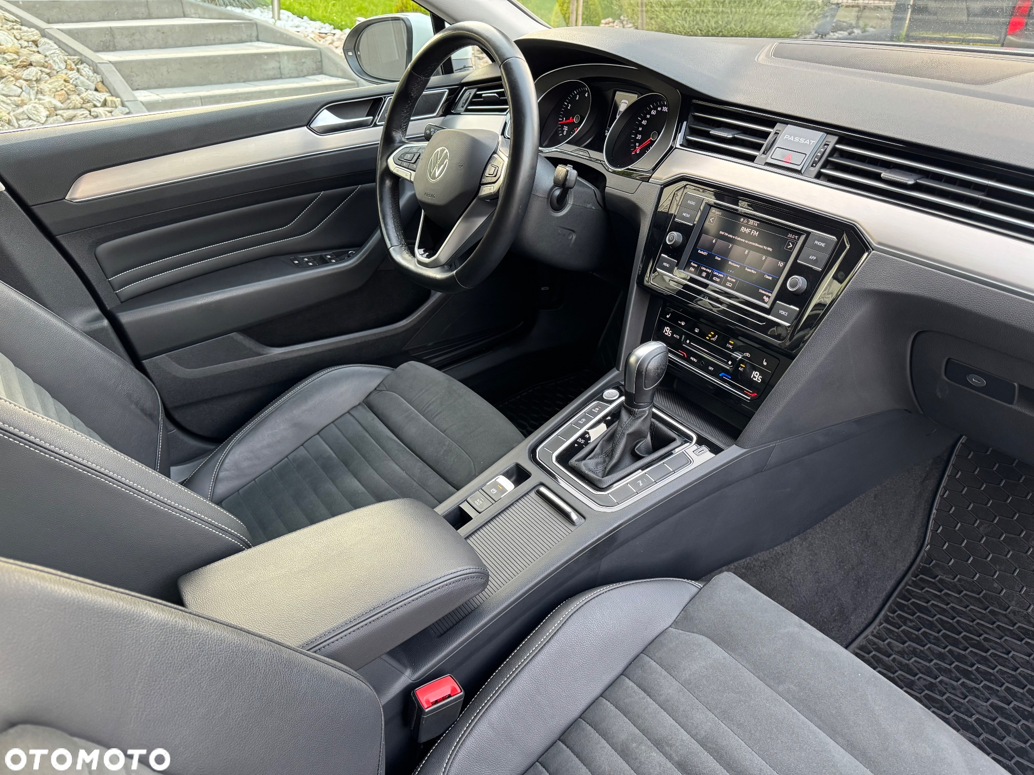 Volkswagen Passat 2.0 TSI Elegance DSG - 30