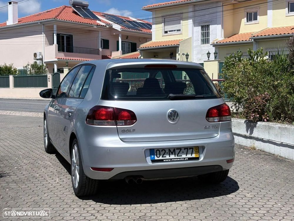 VW Golf 2.0 TDi Highline DSG - 25