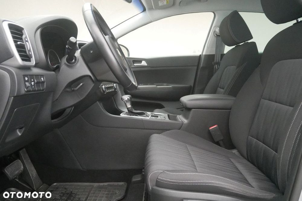 Kia Sportage - 12