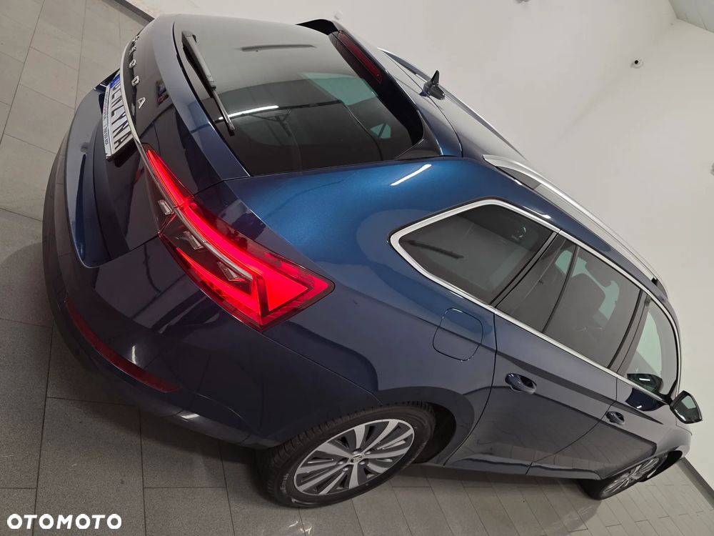 Skoda Superb 2.0 TSI Style DSG - 35