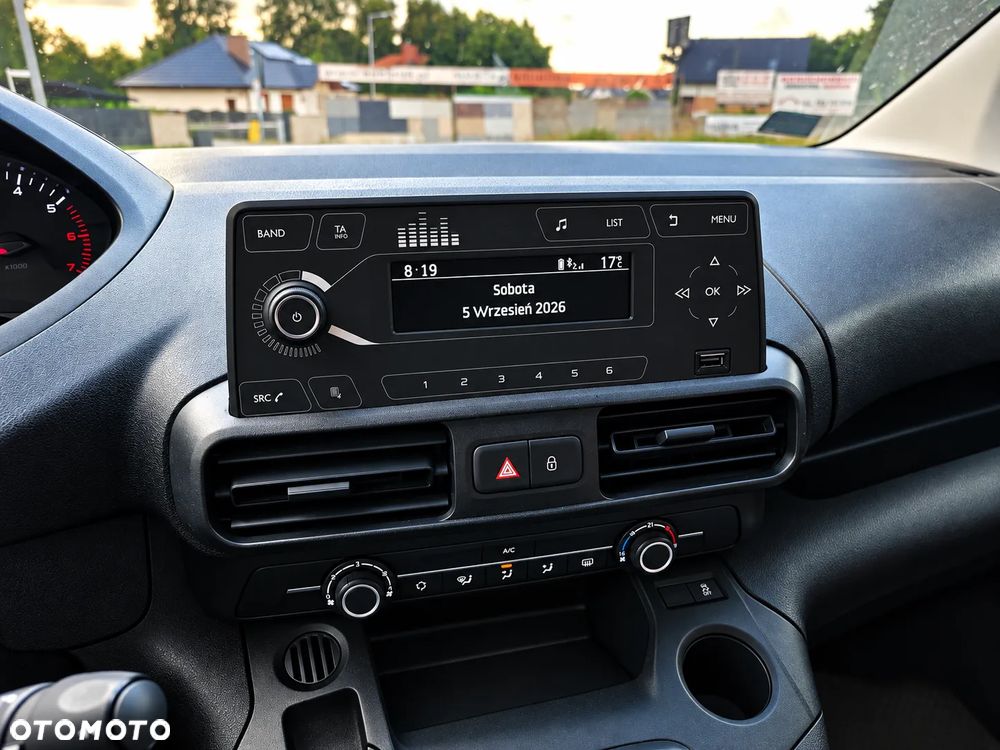 Peugeot Partner - 8