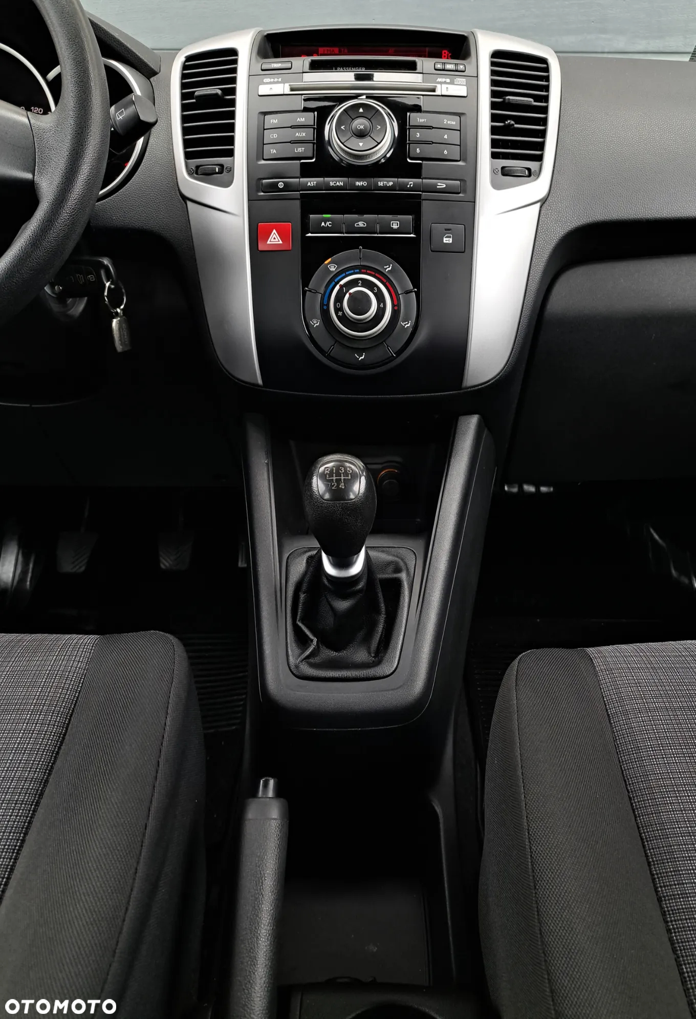 Kia Venga - 13