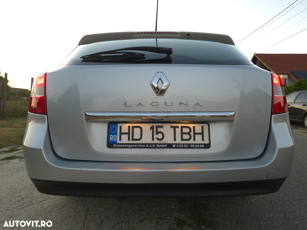 Renault Laguna - 11