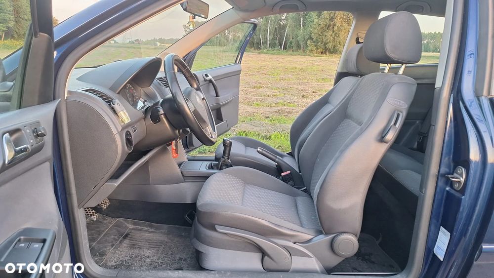 Volkswagen Polo - 10