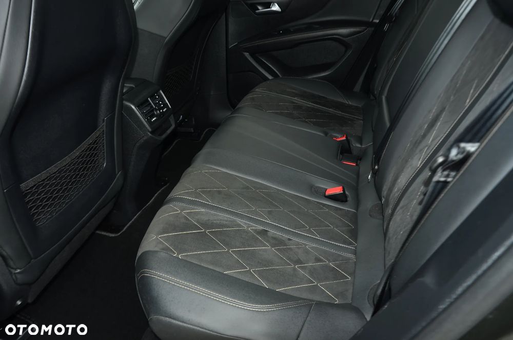 Peugeot 3008 1.2 PureTech GT S&S EAT8 - 16