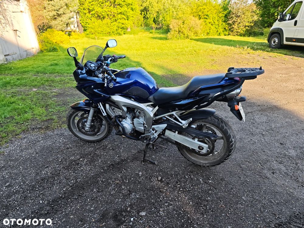 Yamaha FZ6 - 4
