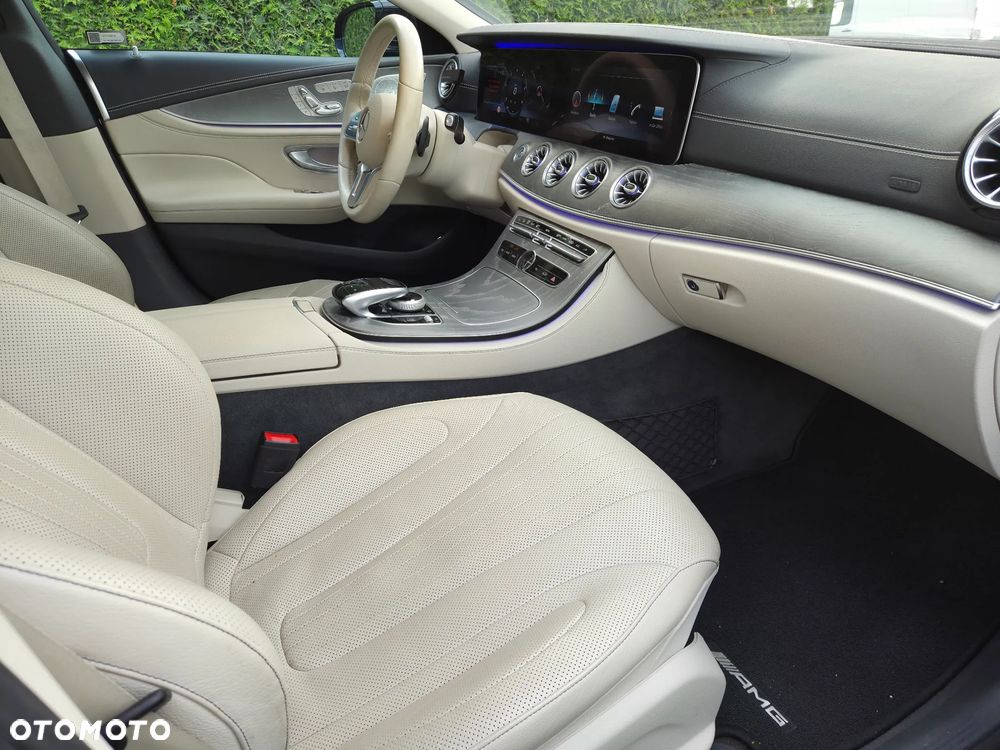 Mercedes-Benz CLS - 8