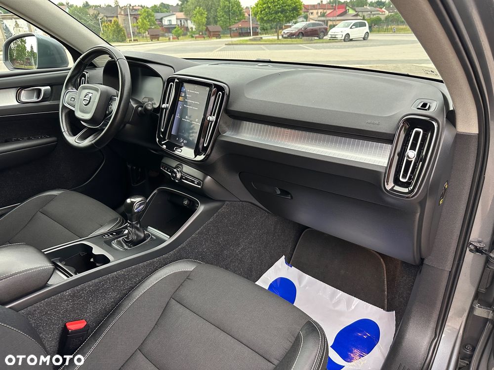 Volvo XC 40 D3 Momentum - 13