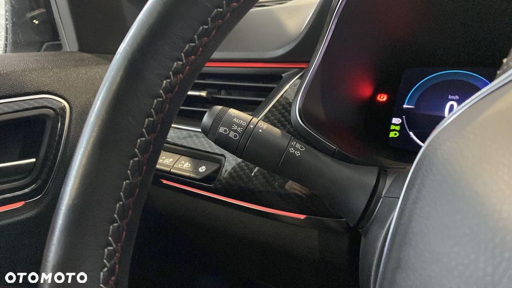 Renault Arkana 1.6 E-TECH R.S Line MMT - 24