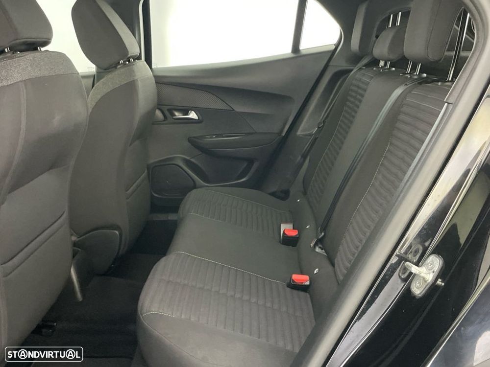 Peugeot 2008 1.2 PureTech Active - 12