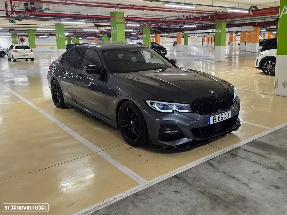 BMW 330 e Aut. M Sport - 16