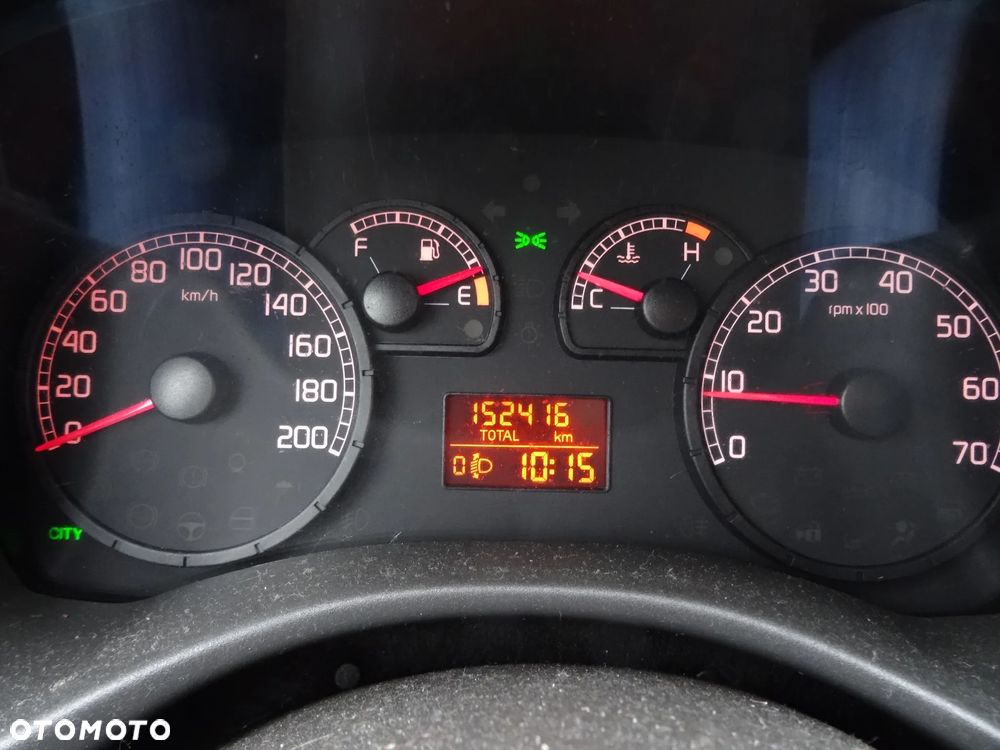 Fiat Punto 1.2 8V - 9