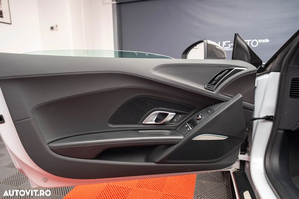 Audi R8 Spyder V10 5.2 FSI quattro S tronic - 24