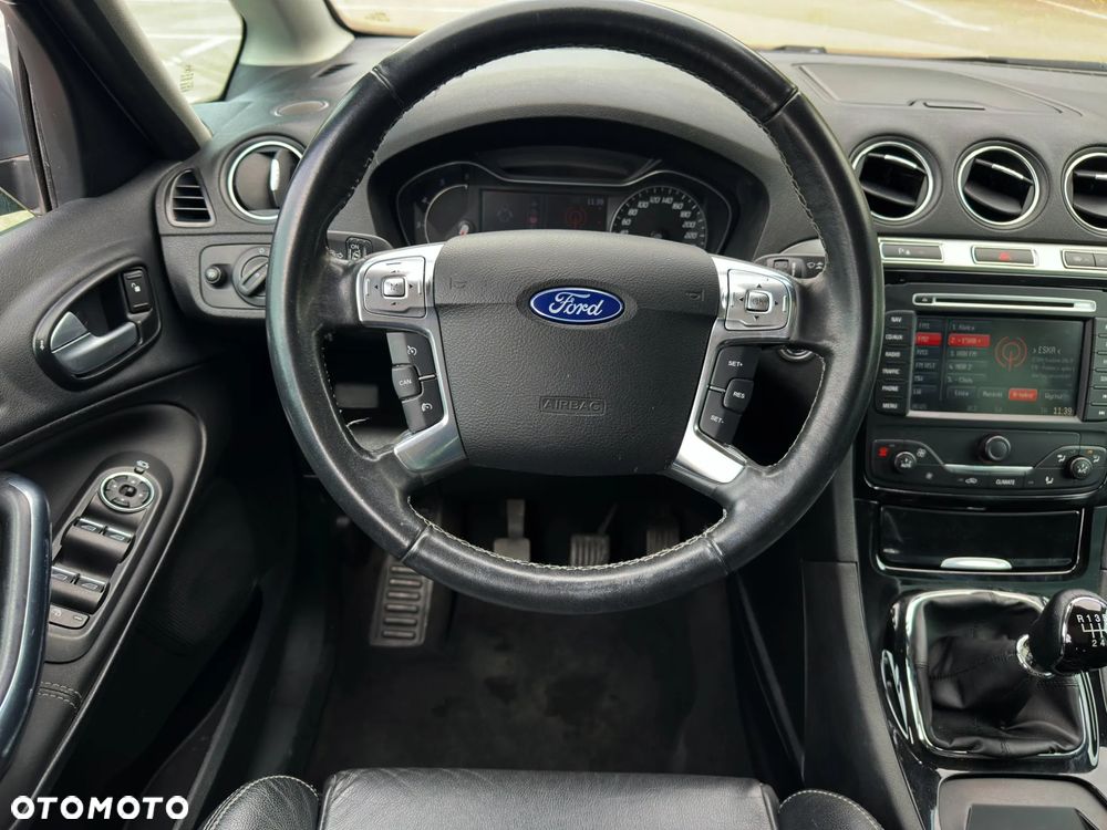 Ford S-Max 2.0 TDCi DPF Titanium - 19