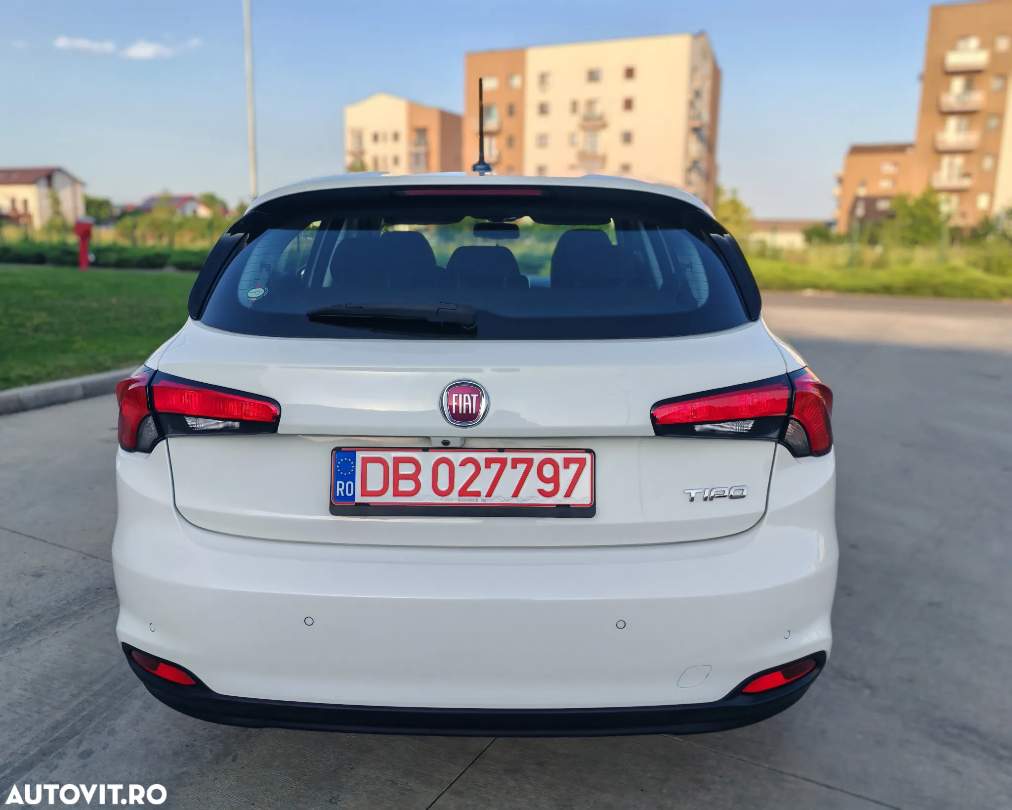 Fiat Tipo 1.3 Mjet Lounge - 25