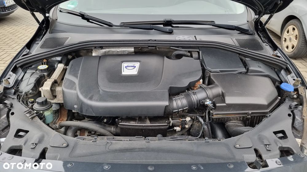 Volvo S60 D3 Geartronic Momentum - 36