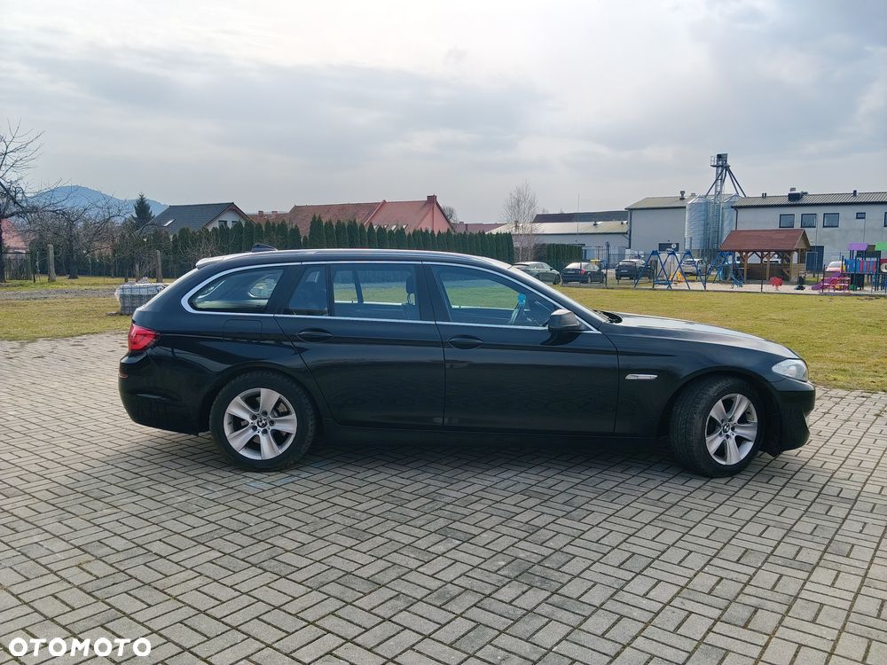 BMW Seria 5 520d Luxury Line - 3