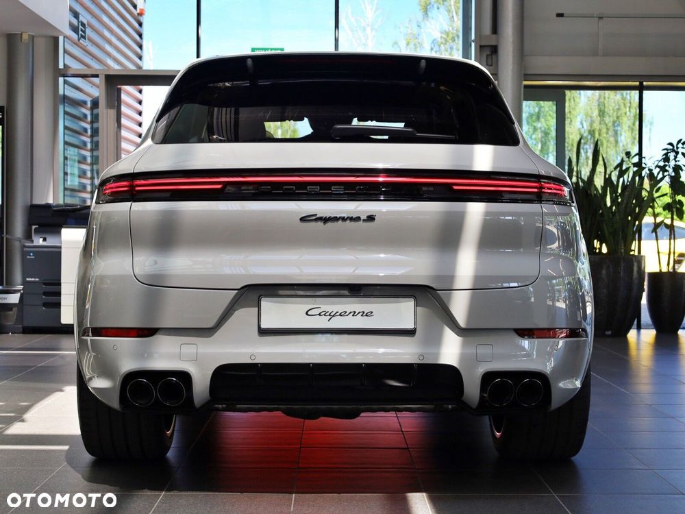 Porsche Cayenne - 7