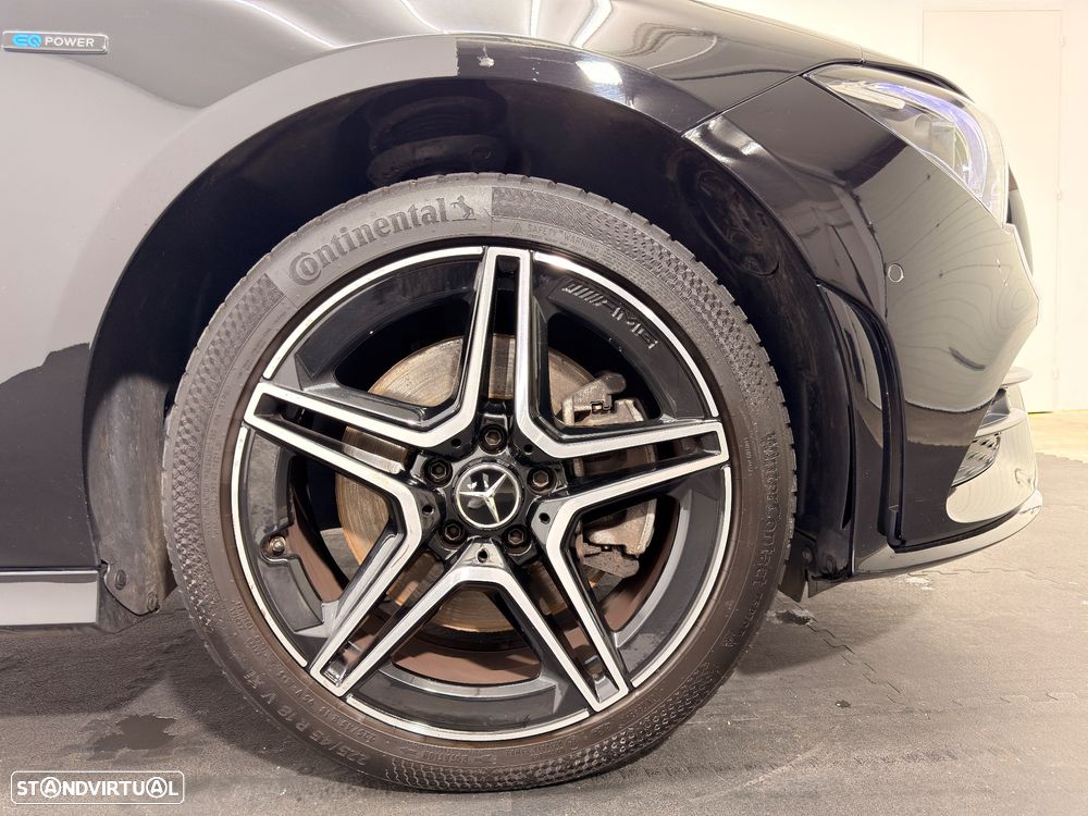 Mercedes-Benz CLA 250 e 8G-DCT Edition AMG Line - 38