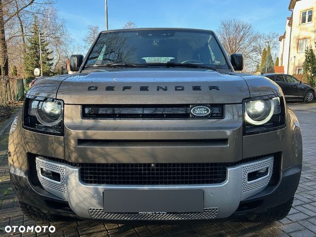 Land Rover Defender - 7