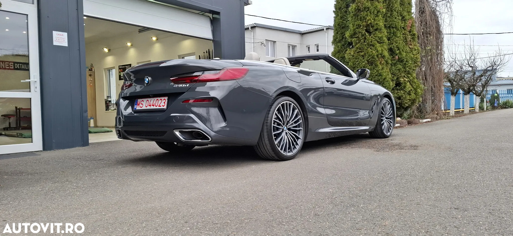 BMW Seria 8 840d xDrive Cabrio - 9