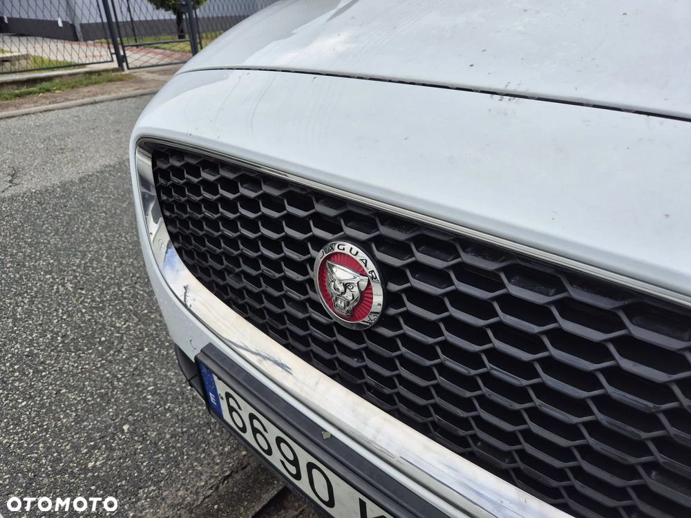 Jaguar E-Pace - 7