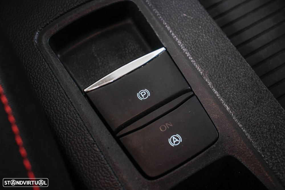 Ford Focus SW 1.5 TDCi EcoBlue ST-Line - 42