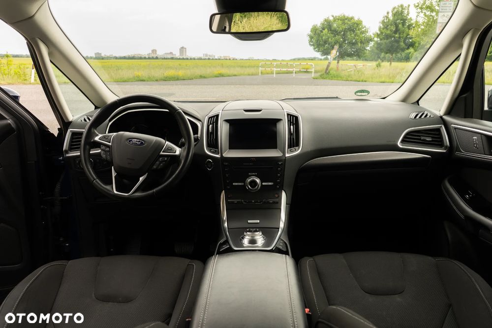 Ford S-Max - 10