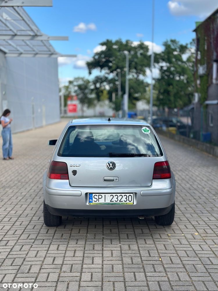 Volkswagen Golf 1.9 TDI - 4