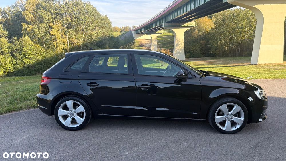 Audi A3 Sportback - 6