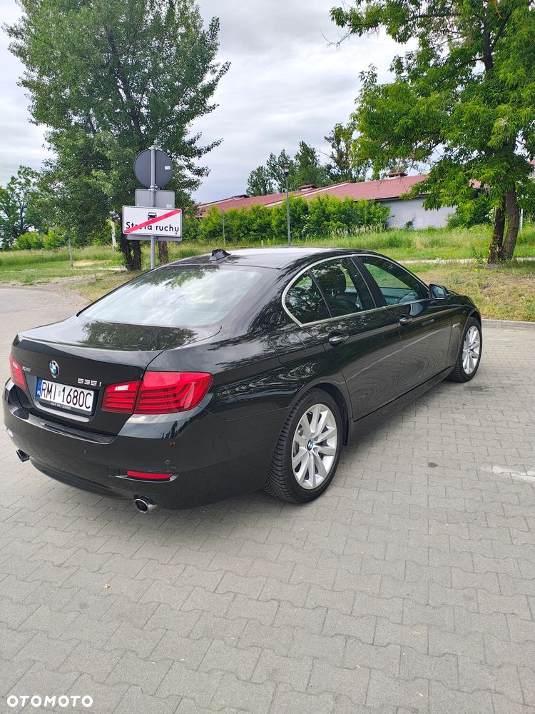 BMW Seria 5 535i xDrive - 7