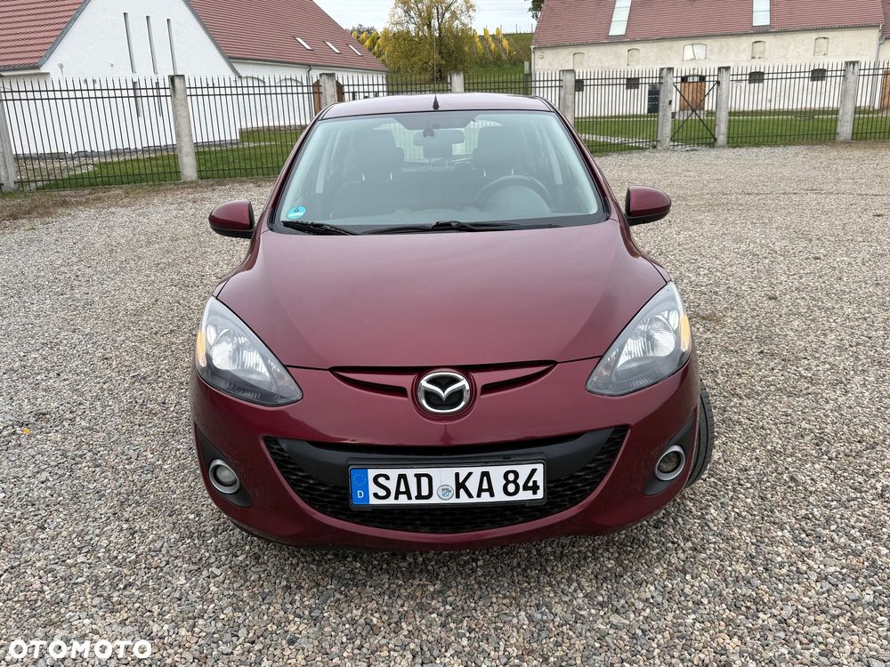 Mazda 2 2013 photo 3