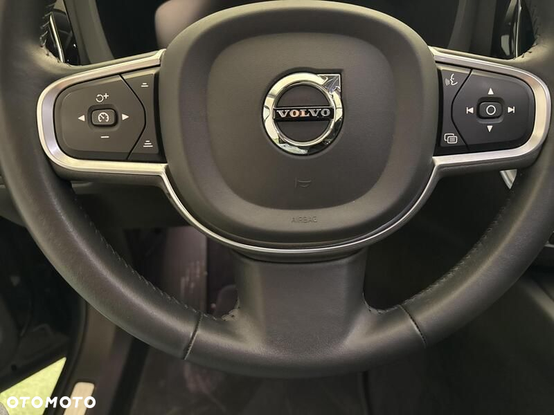 Volvo XC 60 D4 Momentum - 13