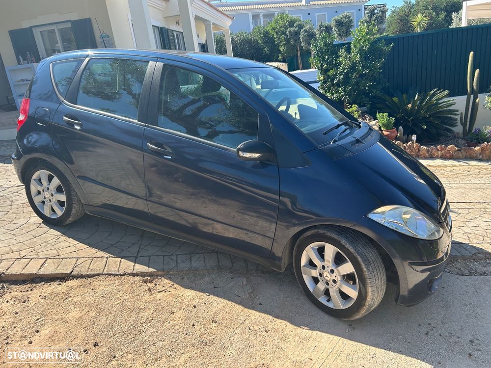 Mercedes-Benz A 150 Classic Automatic - 2