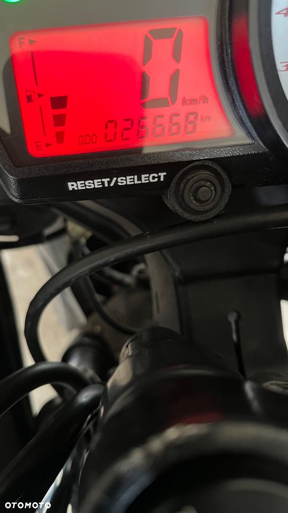 Yamaha R125 - 9