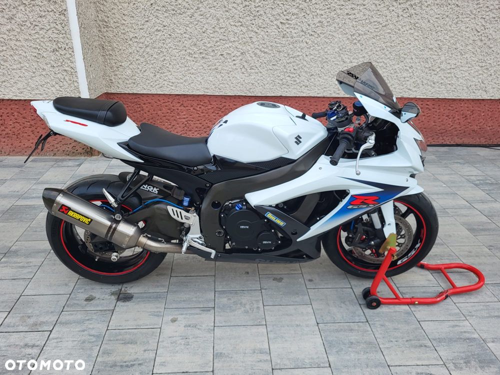 Suzuki GSX-R - 4