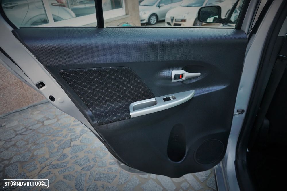 Toyota Urban Cruiser 1.33 4x2 Town - 13