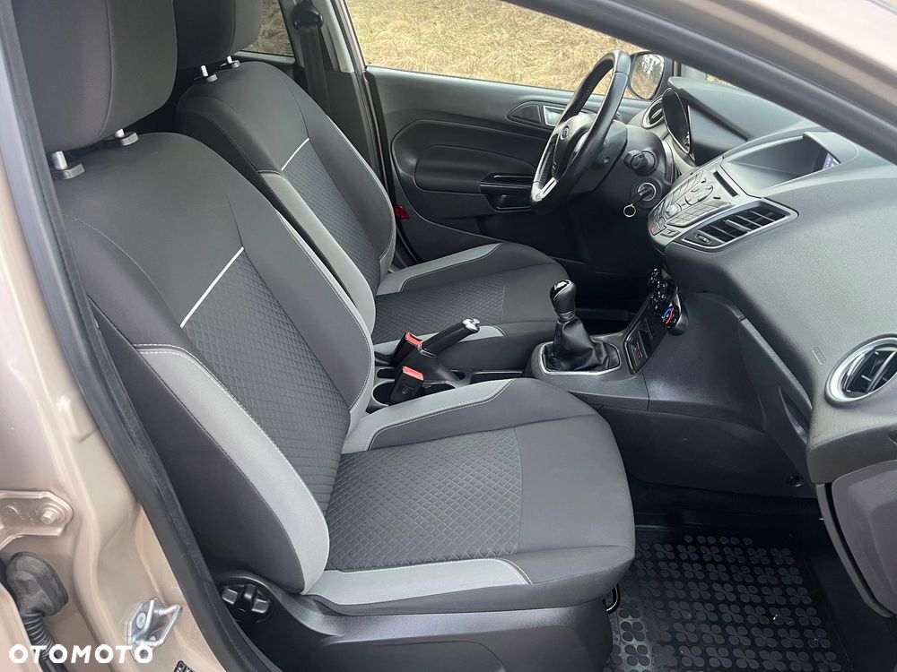 Ford Fiesta 1.25 Platinium X - 30