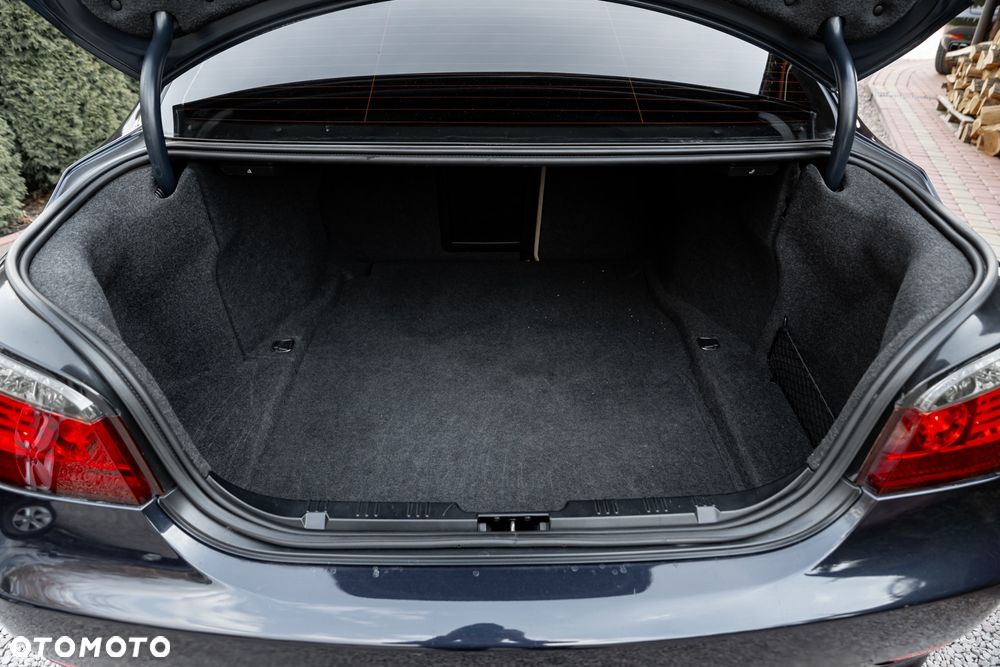 BMW Seria 5 530i - 19