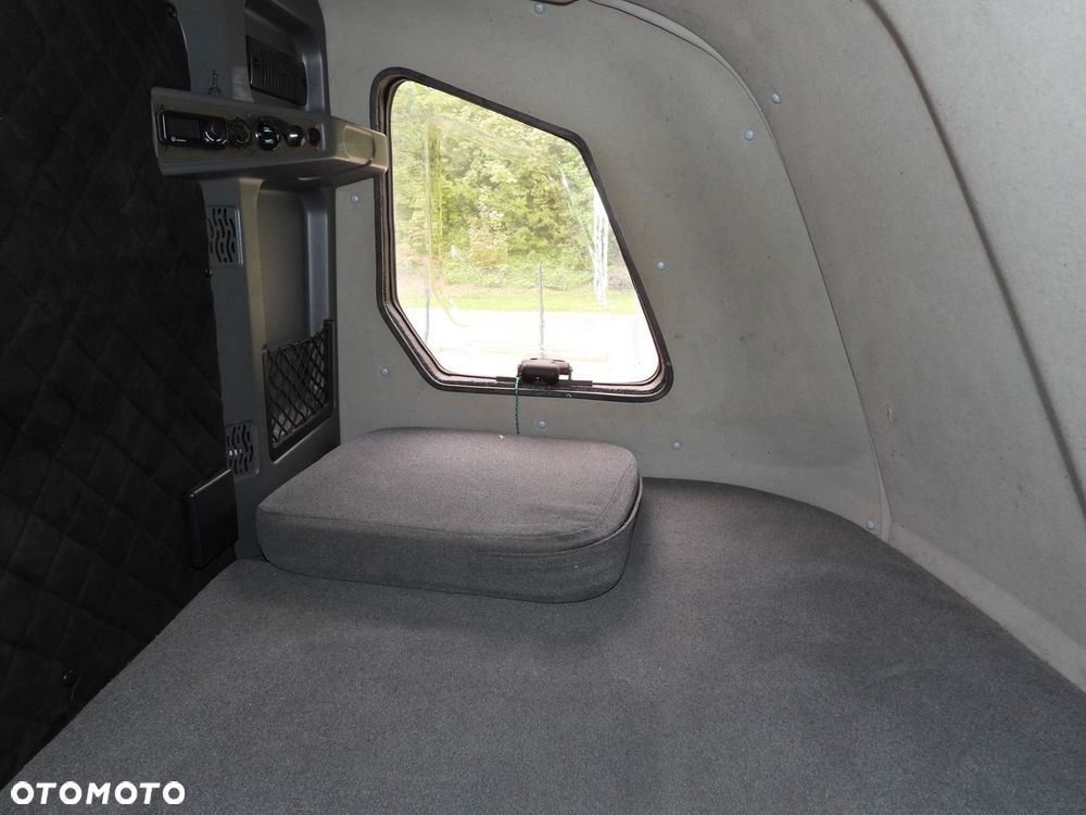Renault MASTER PLANDEKA 10 PALET WEBASTO TEMPOMAT NAWIGACJA LEDY PNEUMATYKA KLIMATYZACJA  165KM - 41