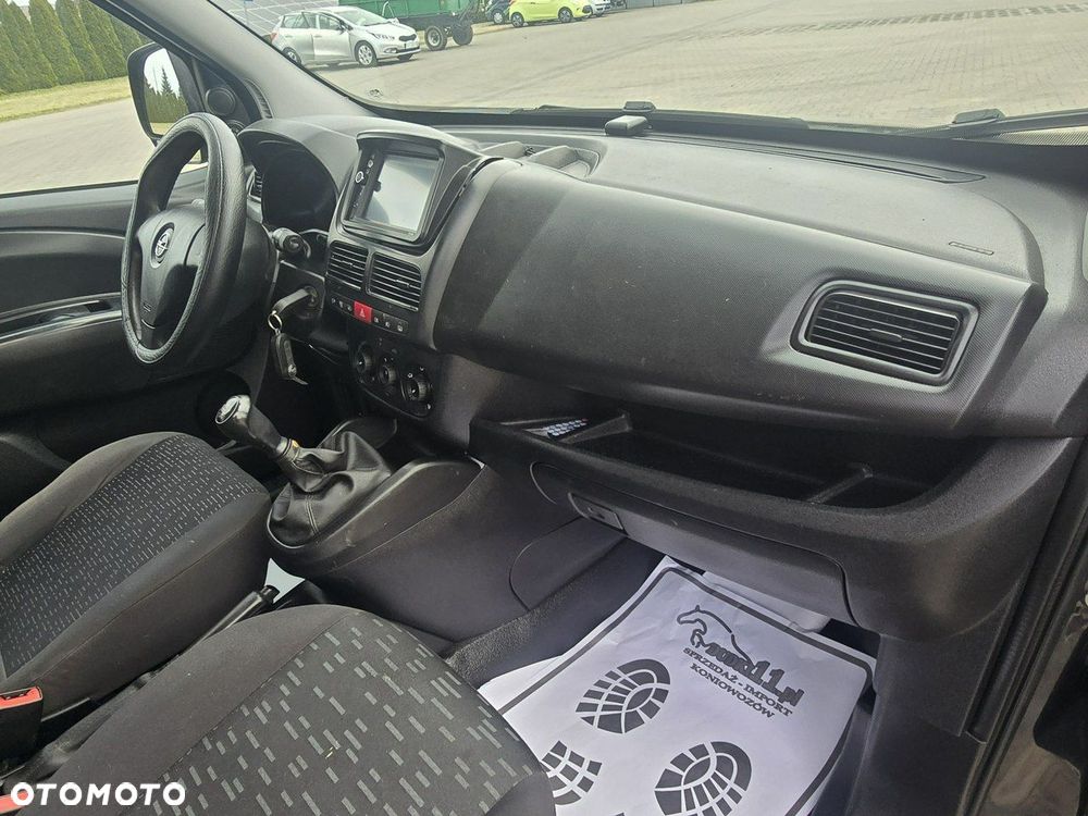 Opel Combo - 22