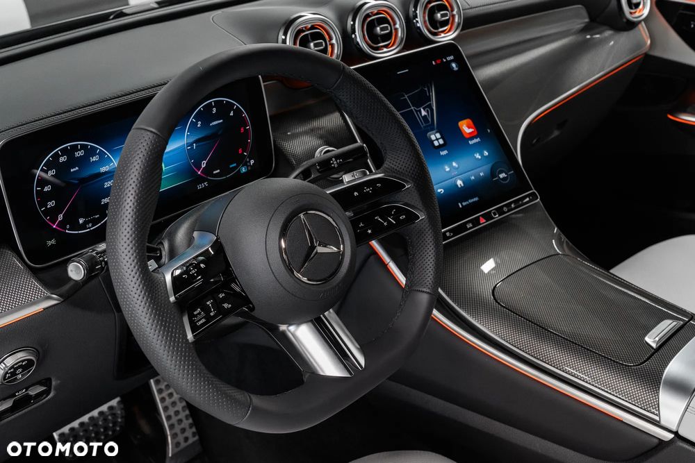 Mercedes-Benz GLC - 25