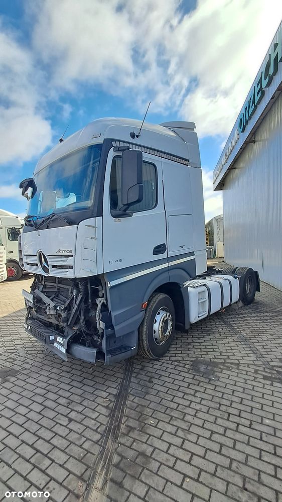 Kabina actros mp4 - 2