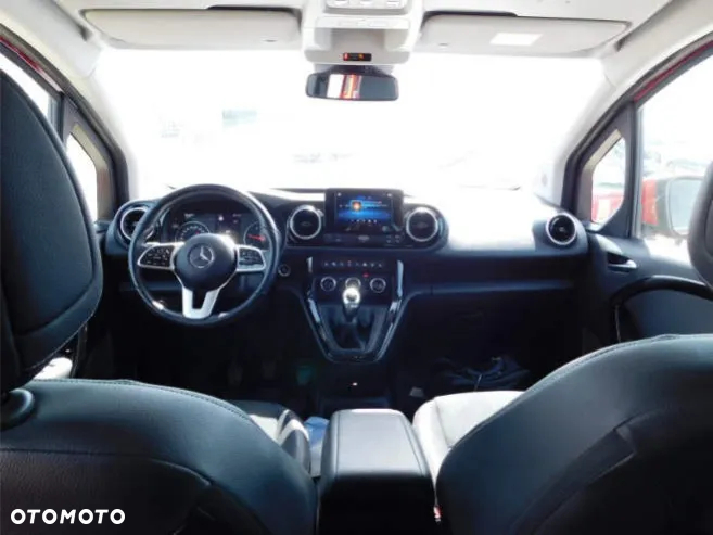 Mercedes-Benz Klasa T 180 d Style - 7