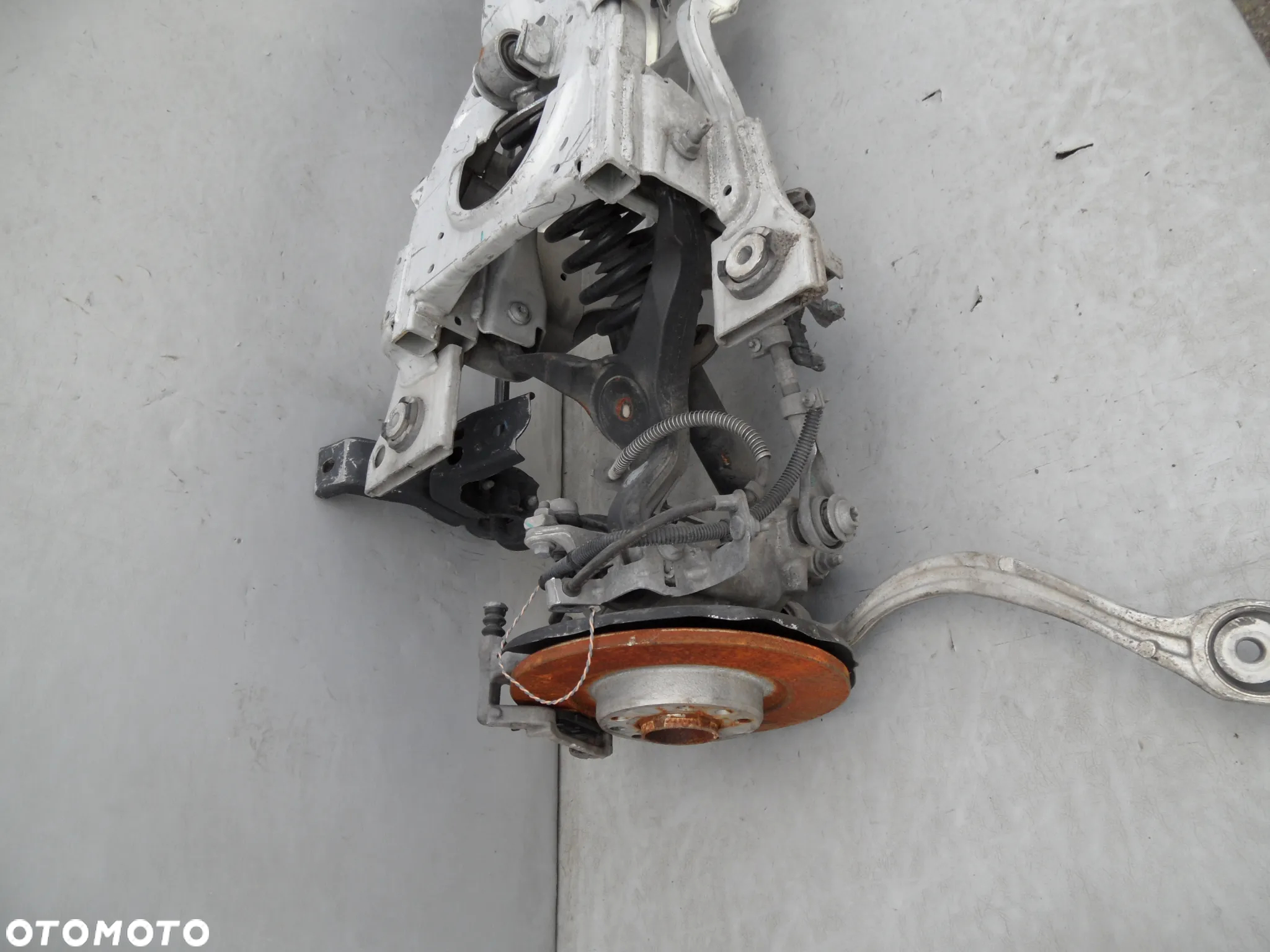 OŚ TYLNA BELKA TYŁ ZAWIESZENIE PEUGEOT 3008 II HYBRYDA - 3