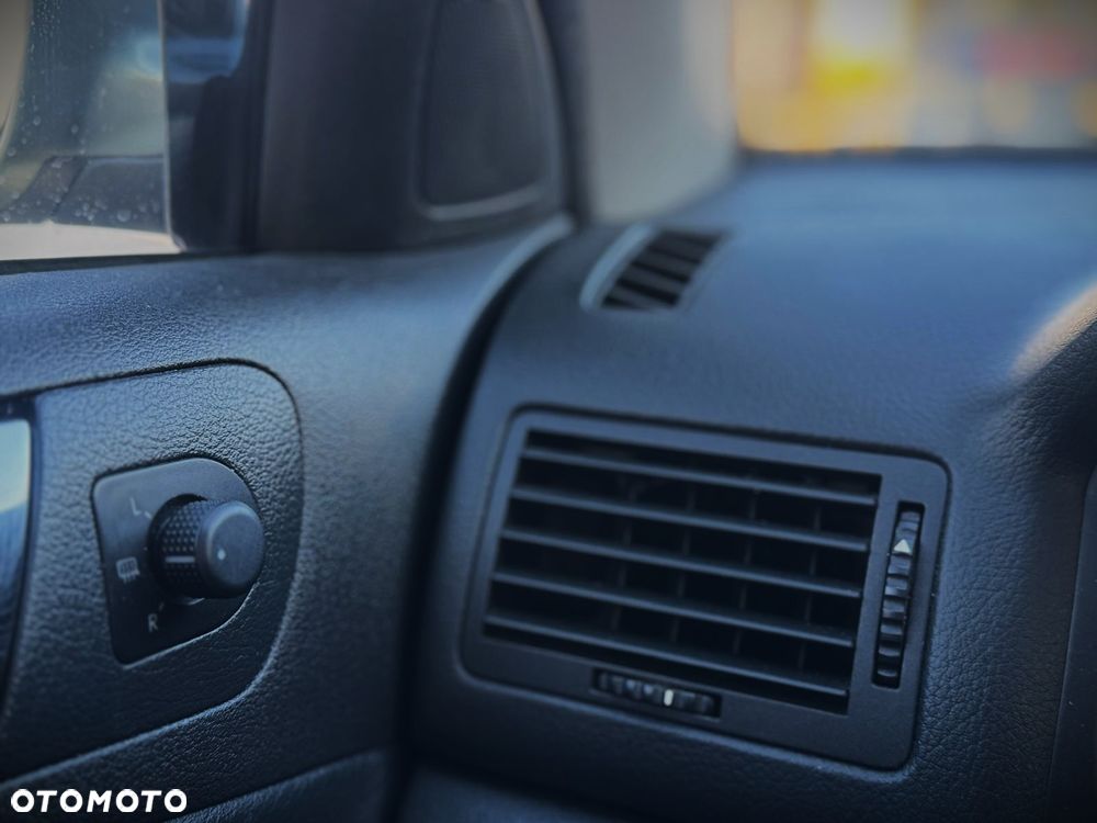 Skoda Octavia 2.0 Ambiente - 18