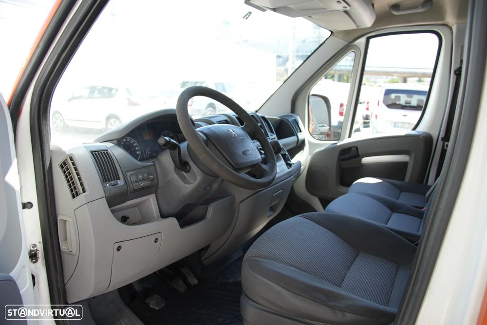 Peugeot Boxer 7Lugares 2.2HDI 120cv - 6
