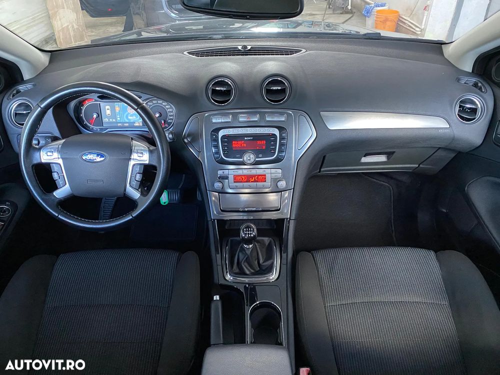 Ford Mondeo - 5