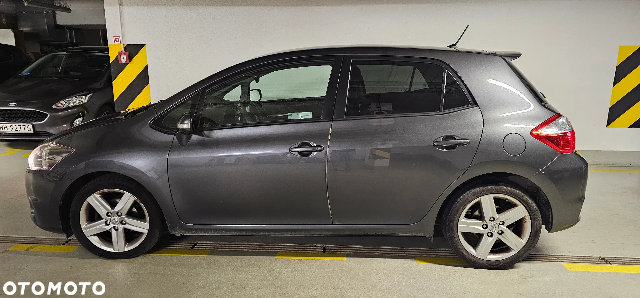 Toyota Auris 1.6 Sol - 8