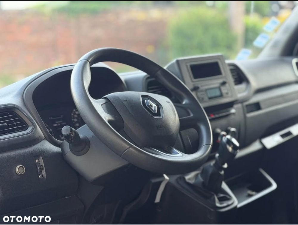 Renault Master - 10